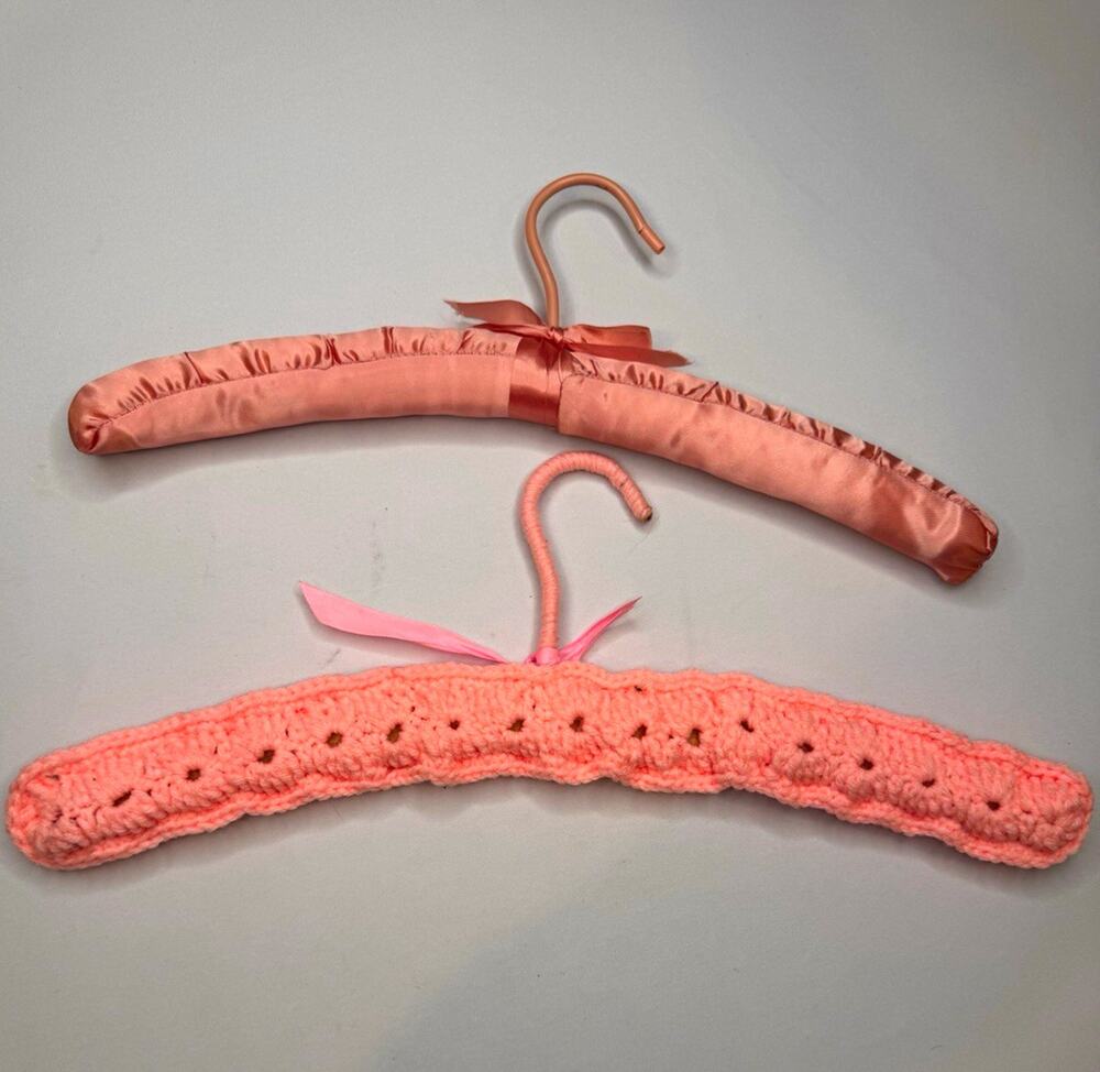 Vtg Pink Padded Fabric Traditional Hangers, Set of 2, Solid, for Tops/Dresses